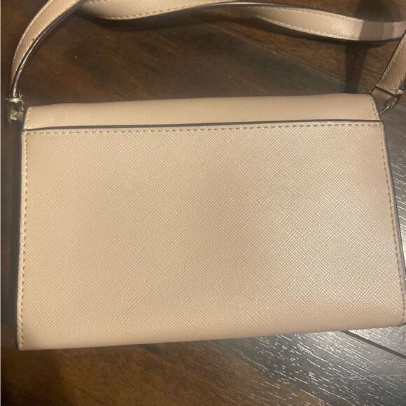 Kate Spade Light Pink crossbody purse - Picture 2 of 5